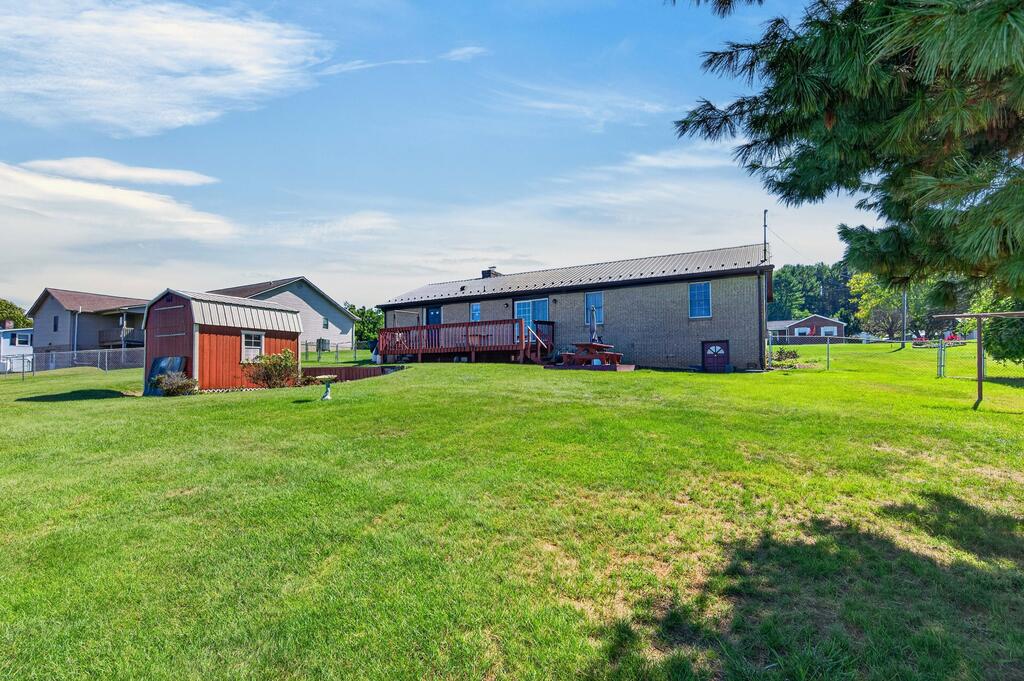 192 Whispering Pines Road Max Meadows, VA 24360 - Photo 72 of 88 Gallery Image 72