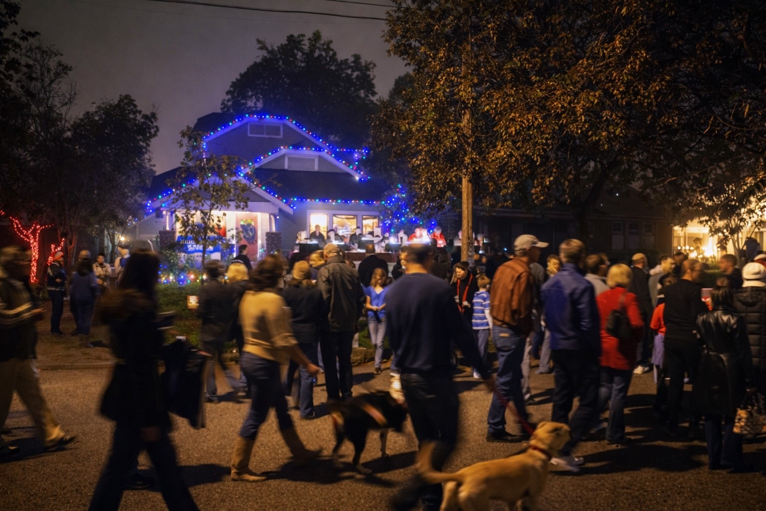207 Tabor Street Houston, TX 77009 - Photo 25 of 25 a view of a lot of people