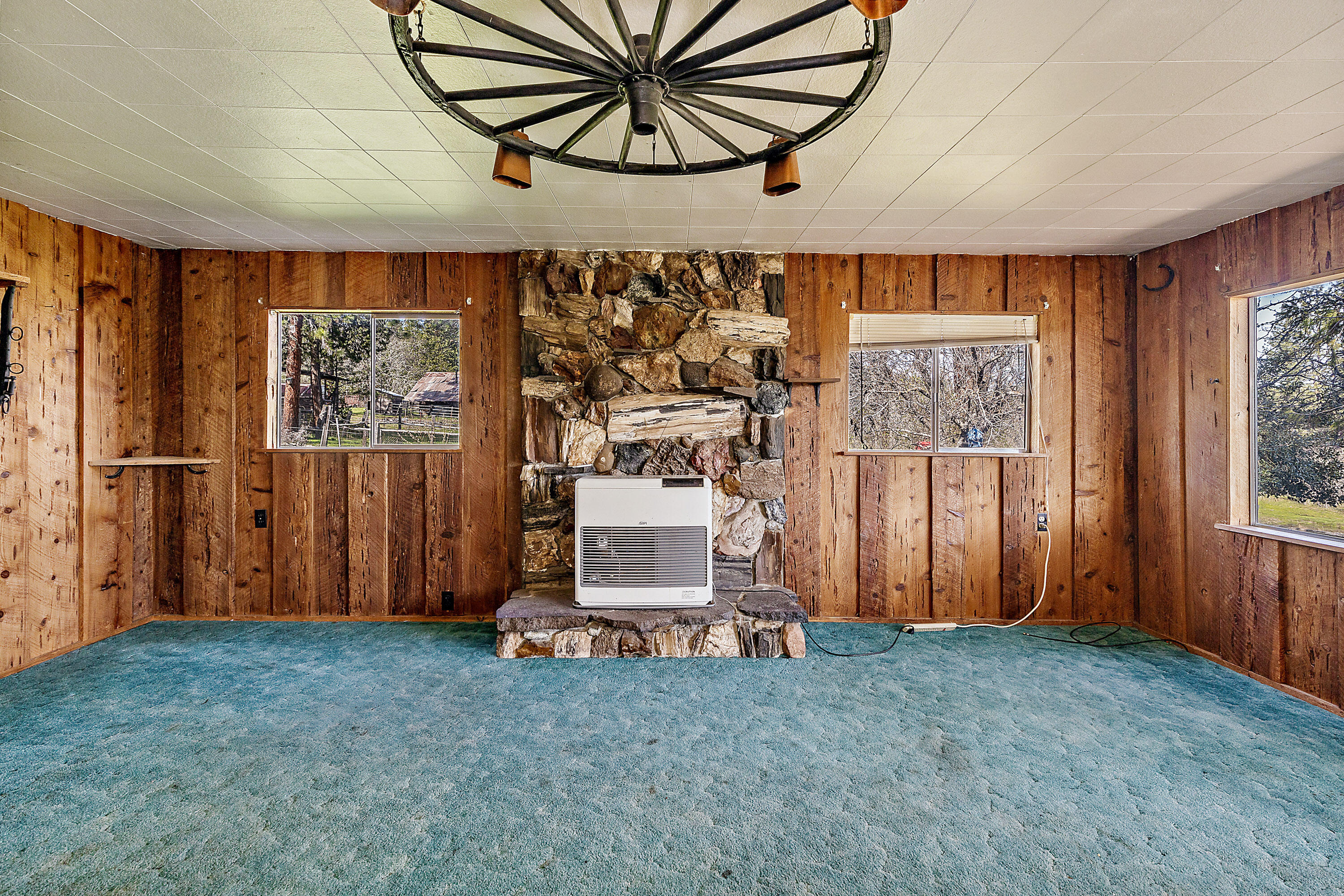 2150 North Obenchain Road Eagle Point, OR 97524 - Photo 58 of 69 68_NO_68