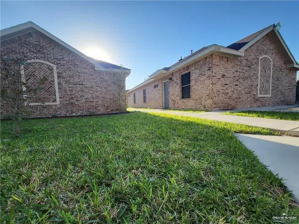 $1,000 | 1106 Ursula Street, Unit 2, Mission, TX 78572