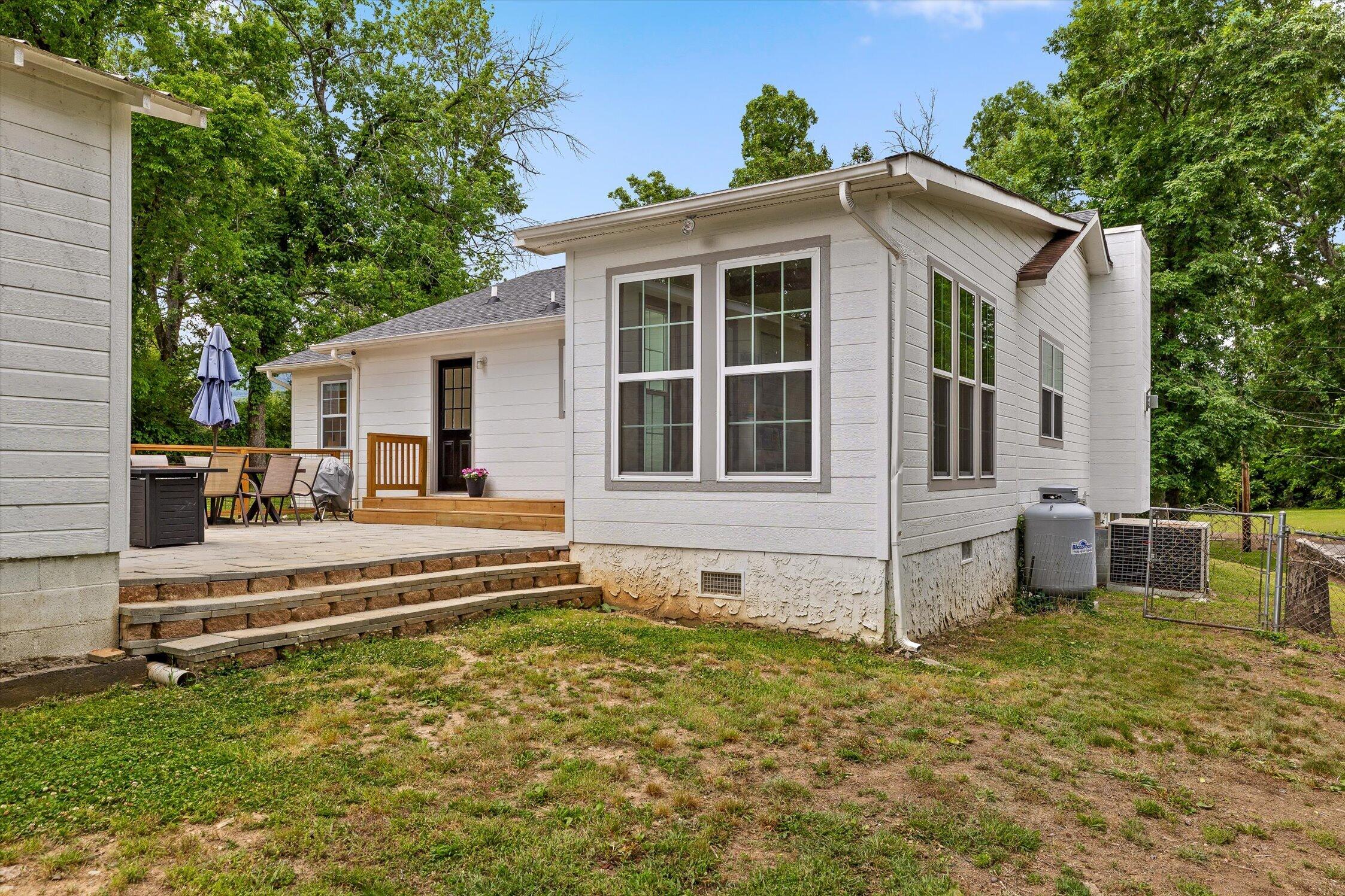 3329 Lookout Lake Road Chattanooga, TN 37419 - Photo 30 of 34 09-3329 Lookout Lake-9