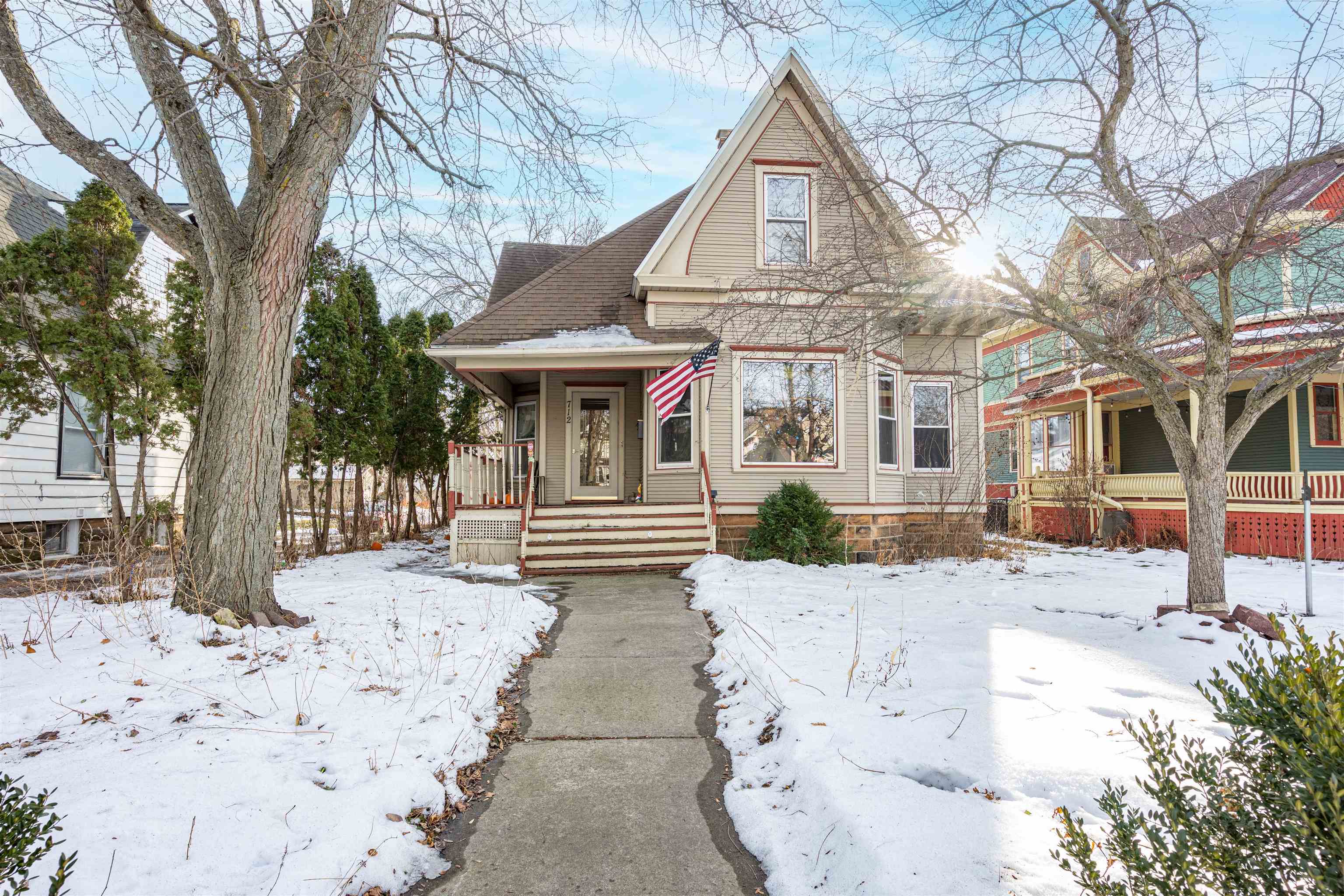 712 East Main Street Reedsburg, WI 53959 - Photo 1 of 36