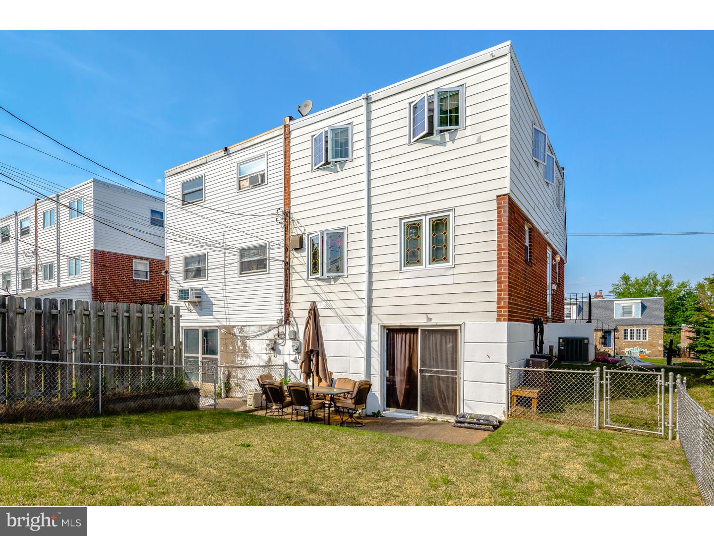 3514 Primrose Road Philadelphia, PA 19114 - Photo 7 of 18 Exterior Back