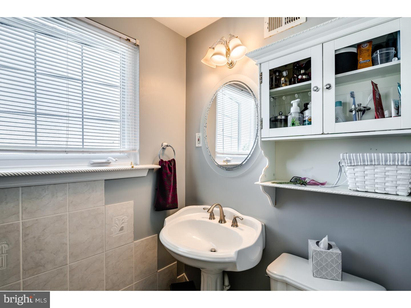 3514 Primrose Road Philadelphia, PA 19114 - Photo 9 of 18 Bathroom