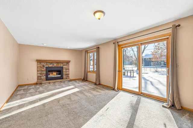 $485,000 | 486 Hawthorn Road, Lino Lakes, MN 55014