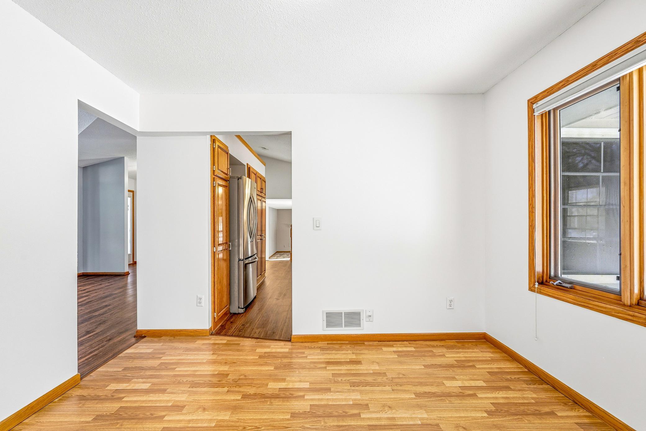 486 Hawthorn Road Lino Lakes, MN 55014 - Photo 10 of 59