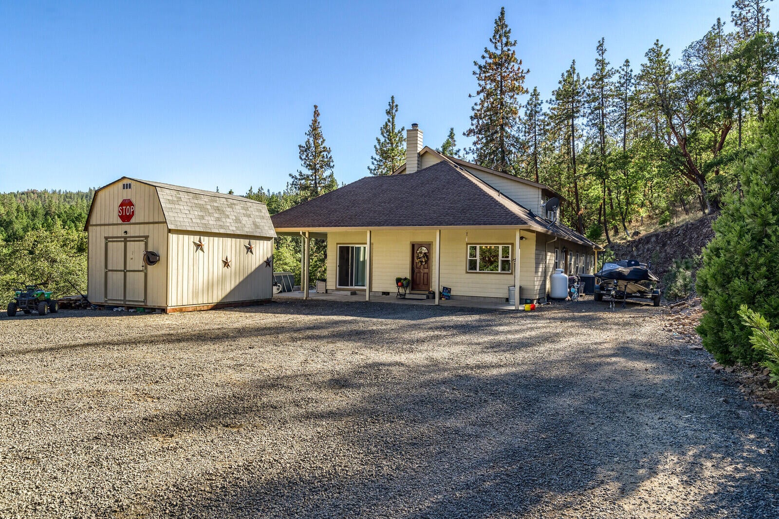 8112 East Antelope Road Eagle Point, OR 97524 - Photo 7 of 58 01_EAR_1_mls