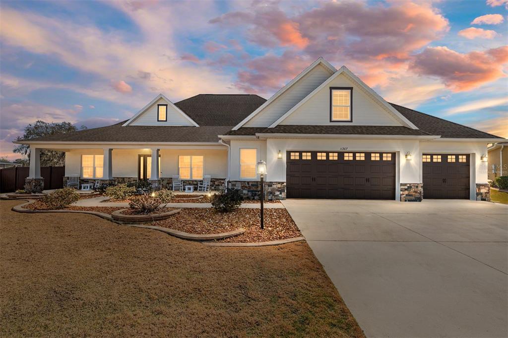 11207 Roz Way Oxford, FL 34484 - Photo 3 of 100