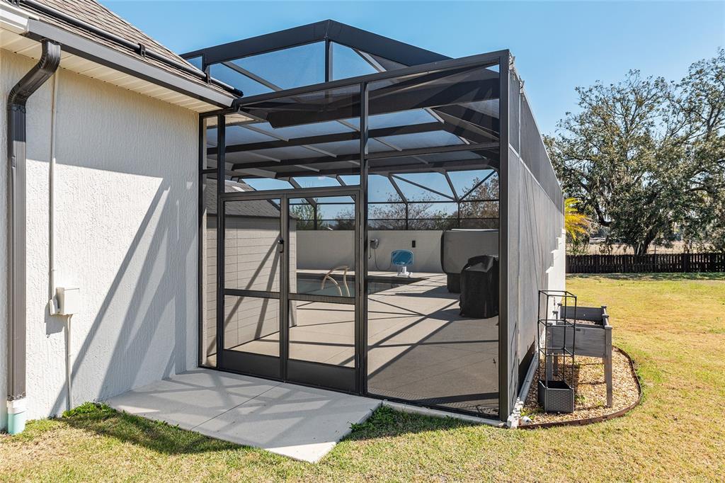 11207 Roz Way Oxford, FL 34484 - Photo 77 of 100