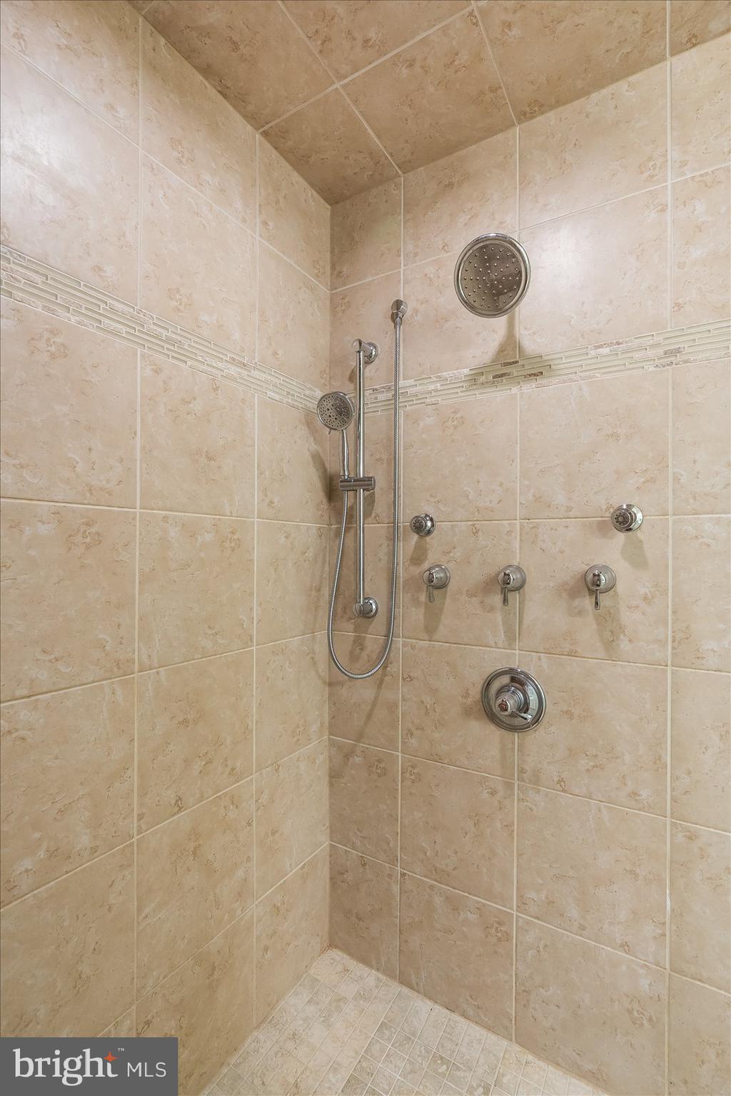 7831 Rappaport Drive Jessup, MD 20794 - Photo 29 of 53 Roman Shower