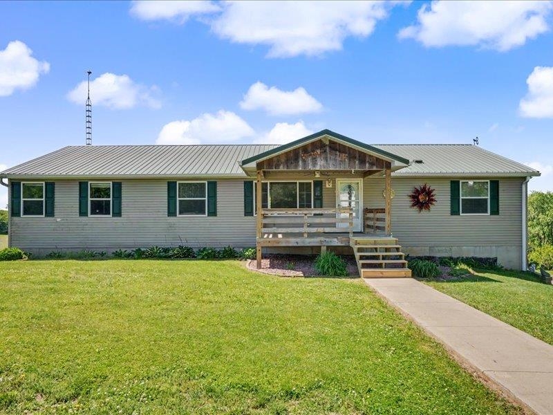 874 Rock Cut Road Hazel Green, WI 53811 - Photo 2 of 36