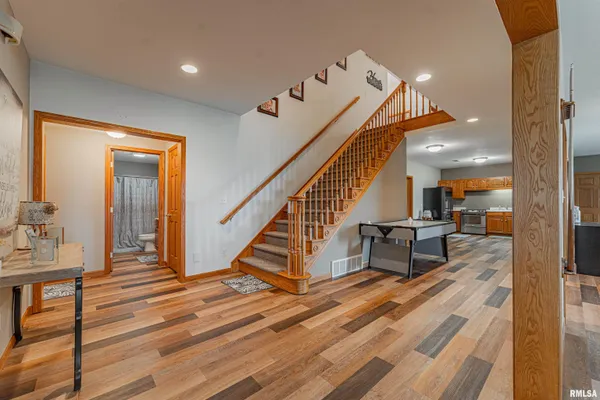 $475,000 | 9 Governor's Drive, Elkhart, IL 62634