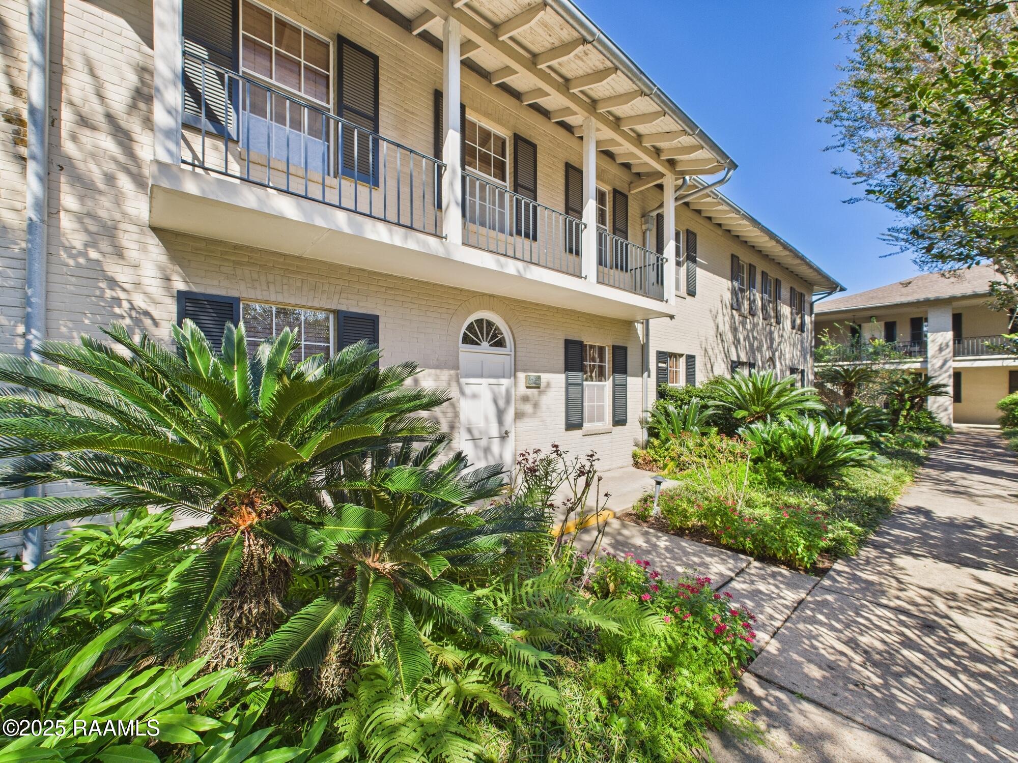 213 Bendel Road, Unit 213 Lafayette, LA 70503 - Photo 2 of 20 CAM03866G0-PR0124-STILL014