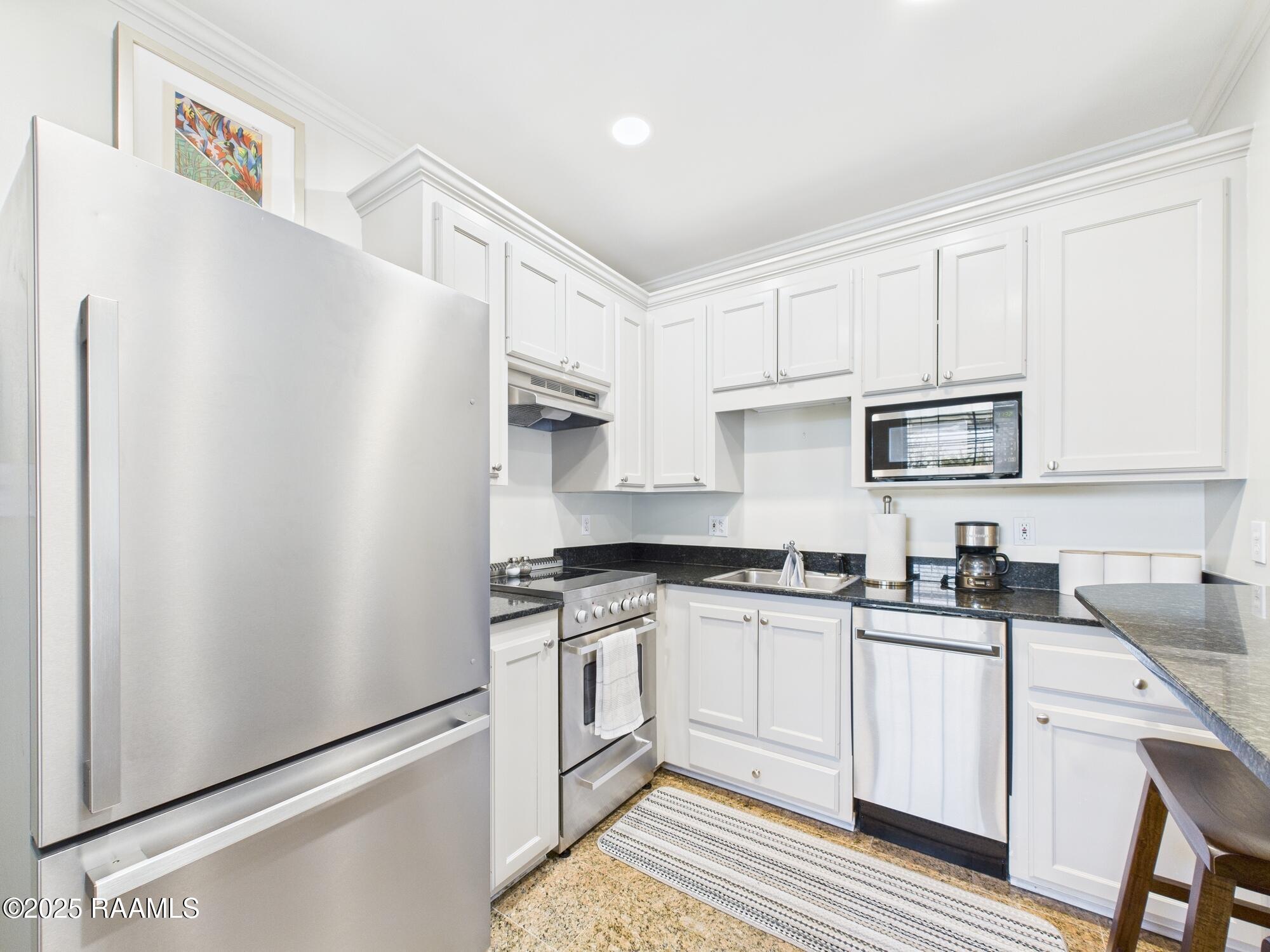 213 Bendel Road, Unit 213 Lafayette, LA 70503 - Photo 10 of 20 CAM03866G0-PR0124-STILL011