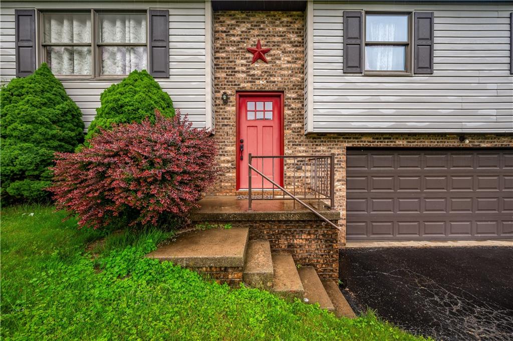 209 Ridge Road Butler, PA 16001 - Photo 4 of 30 Gallery Image 4