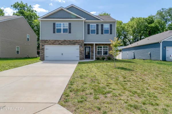 $399,000 | 3610 Gregory Drive, Maryville, TN 37804