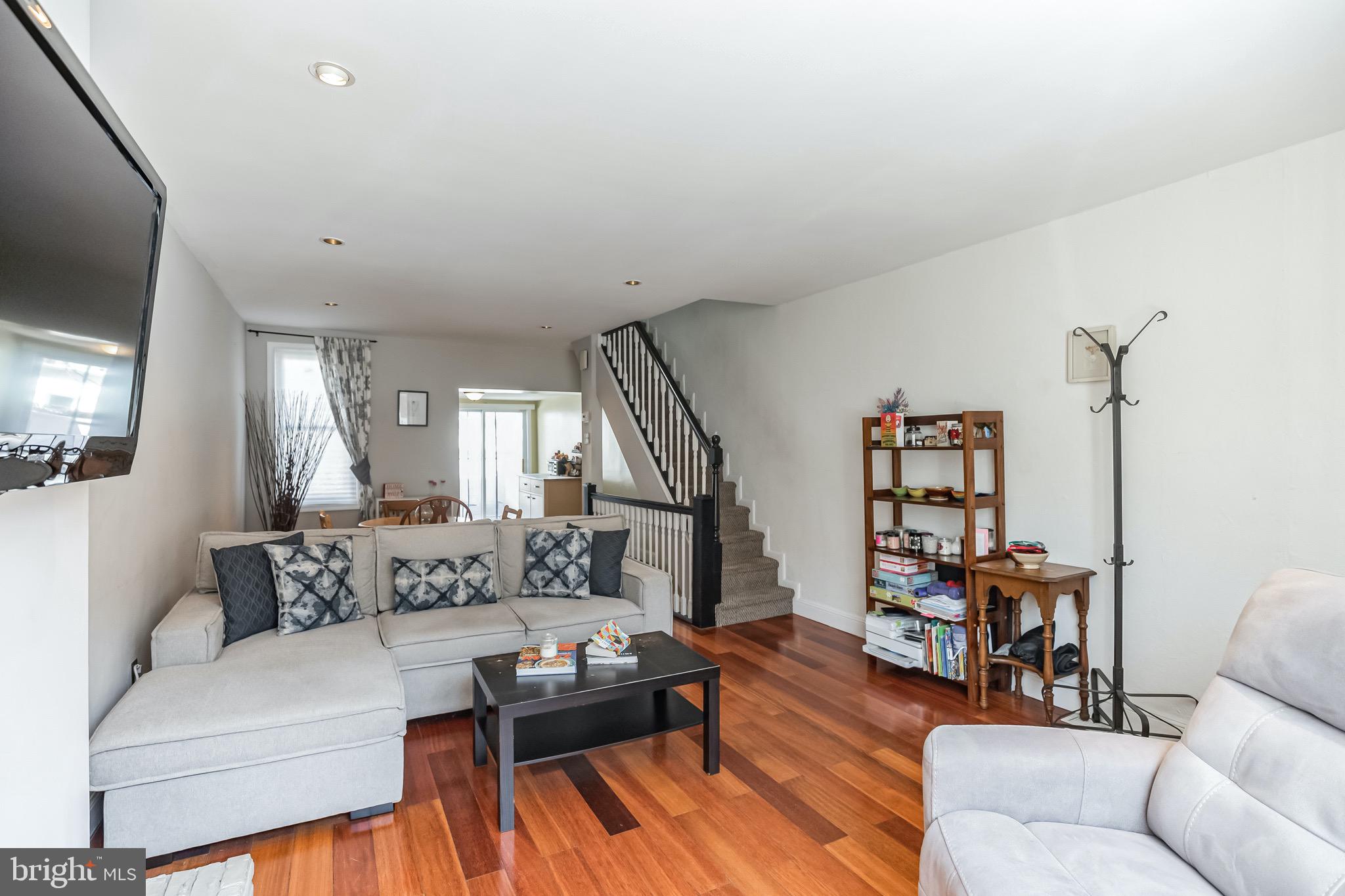 315 Tree Street Philadelphia, PA 19148 - Photo 1 of 25 Gallery Image 1