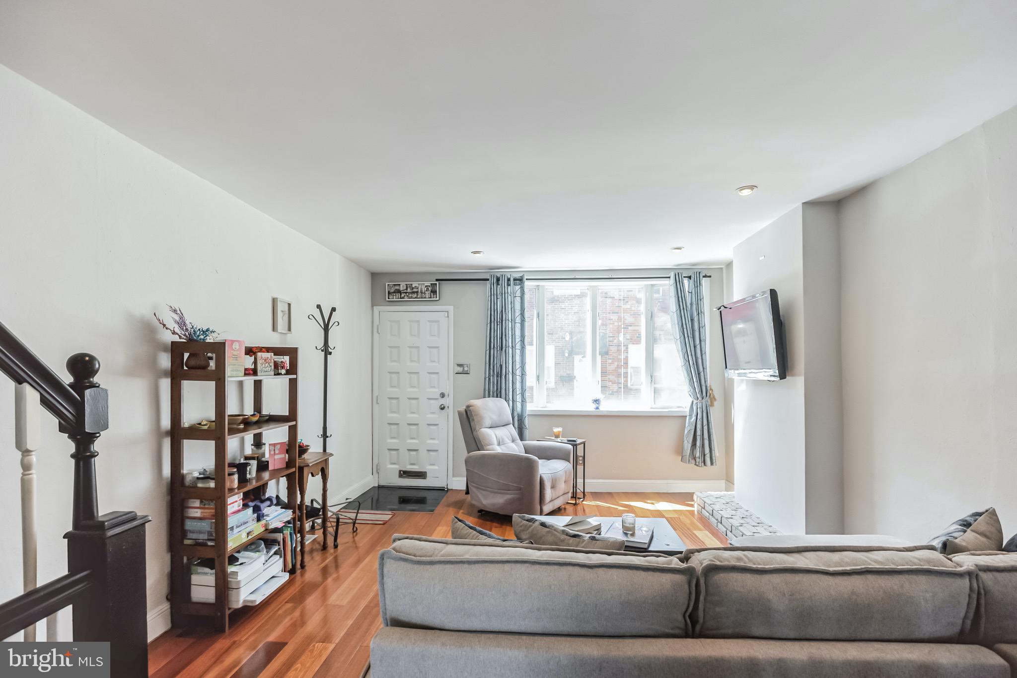 315 Tree Street Philadelphia, PA 19148 - Photo 5 of 25 Gallery Image 5