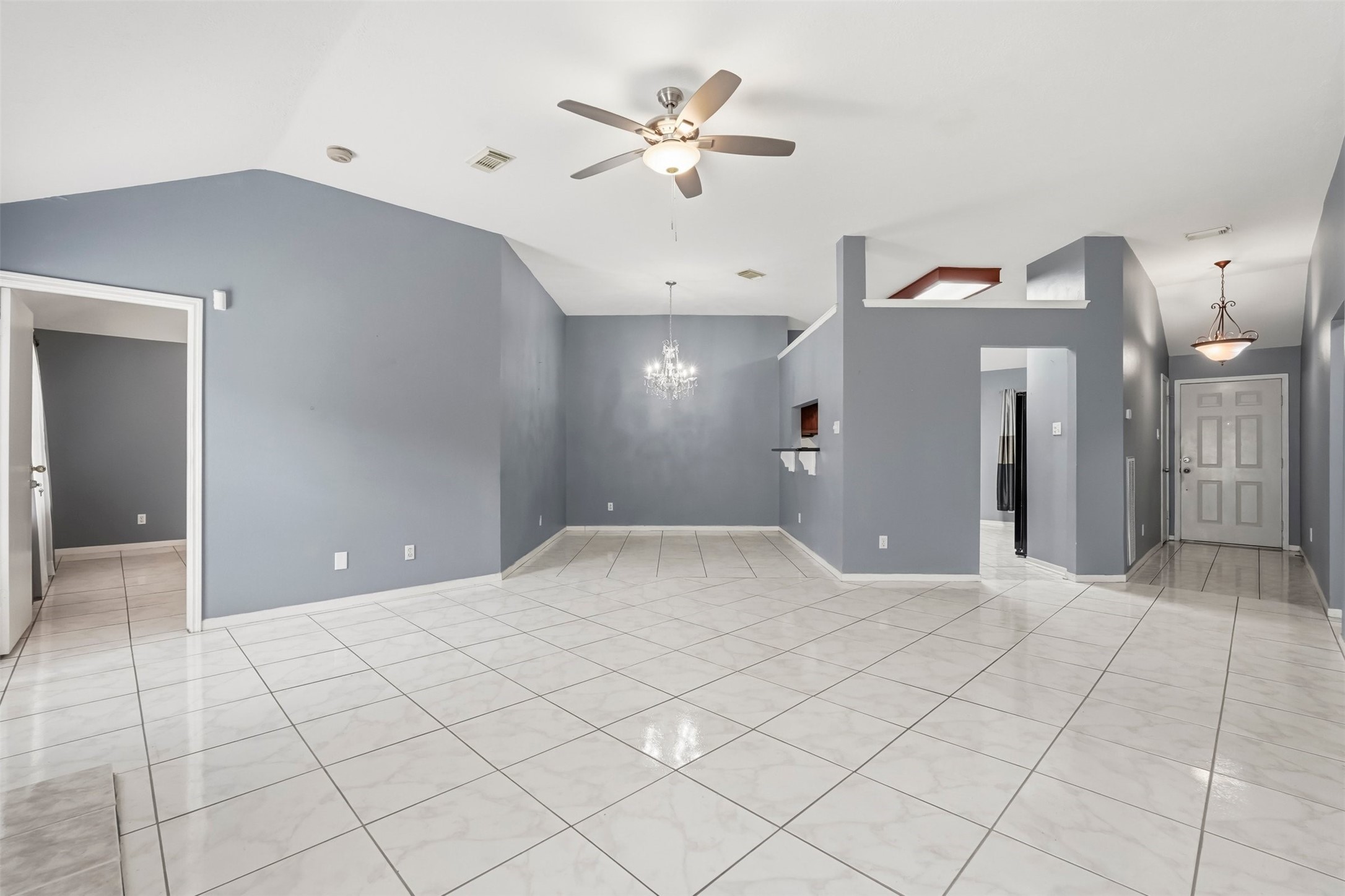 2935 Pheasant Run Humble, TX 77396 - Photo 7 of 34