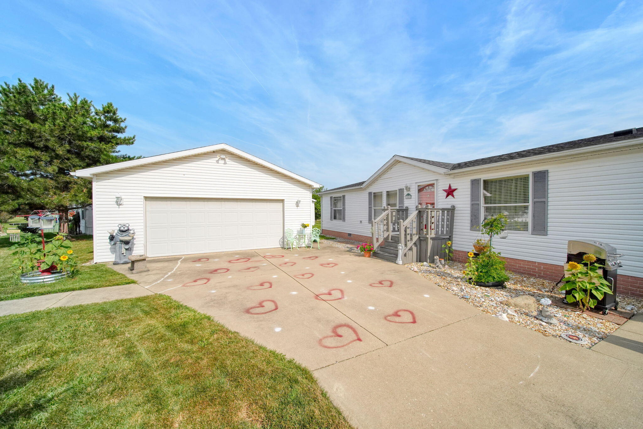 280 Stieff Adrian, MI 49221 - Photo 3 of 44 8-web-or-mls-DSC06884_HDR