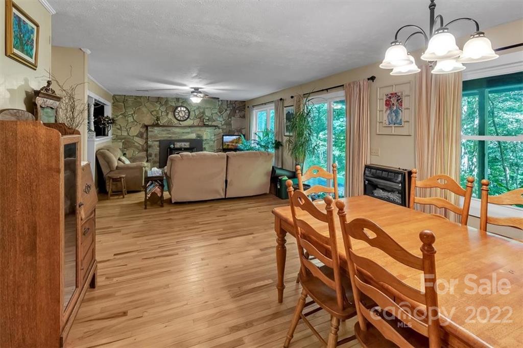 432 Turtle Creek Road Sylva, NC 28779 - Photo 3 of 24 Gallery Image 3