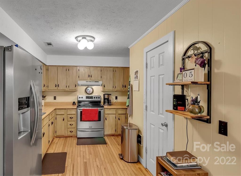 432 Turtle Creek Road Sylva, NC 28779 - Photo 4 of 24 Gallery Image 4