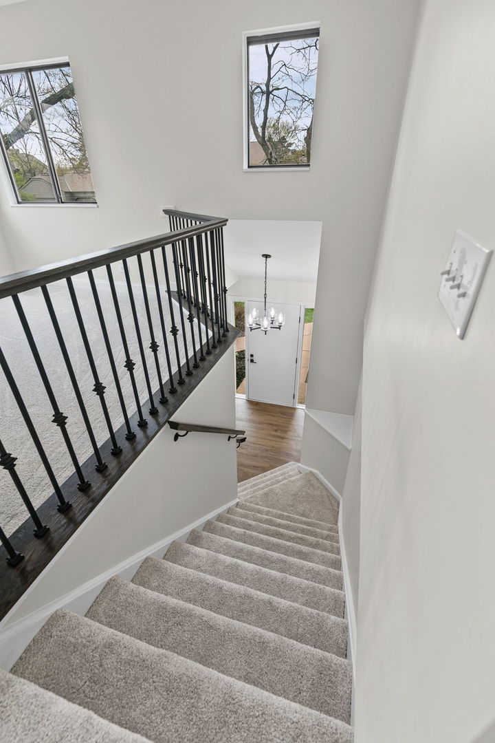 753 Shoreline Road Lake Barrington, IL 60010 - Photo 12 of 19