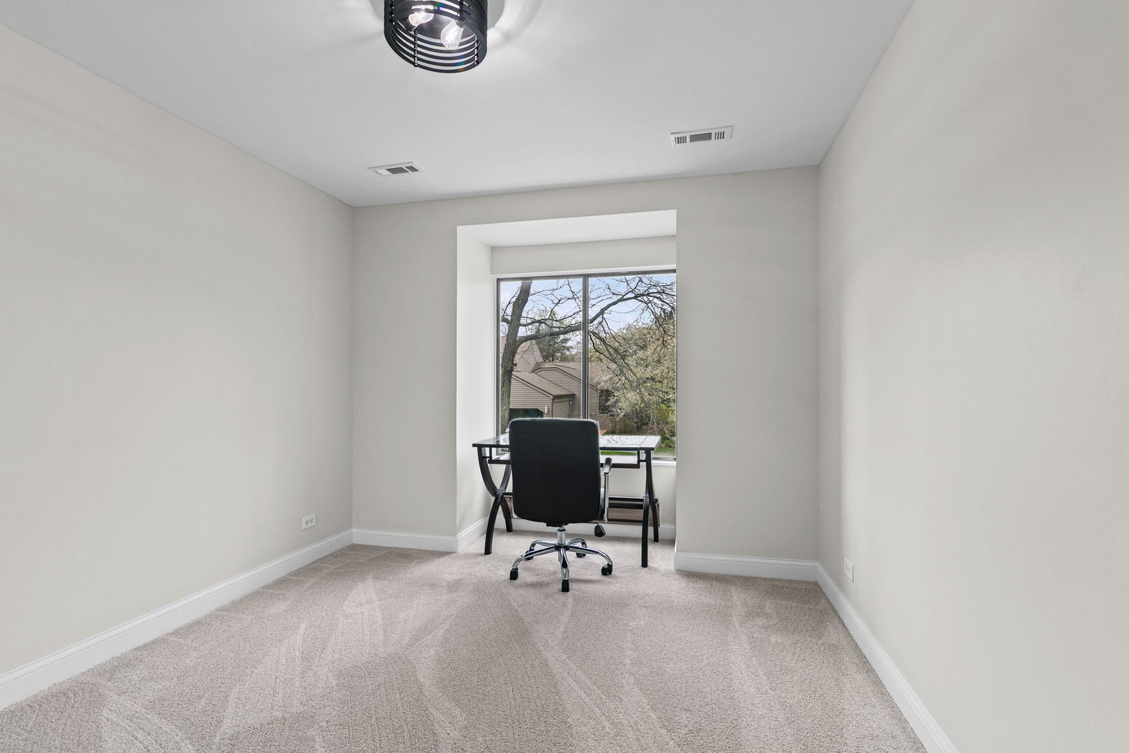 753 Shoreline Road Lake Barrington, IL 60010 - Photo 13 of 19