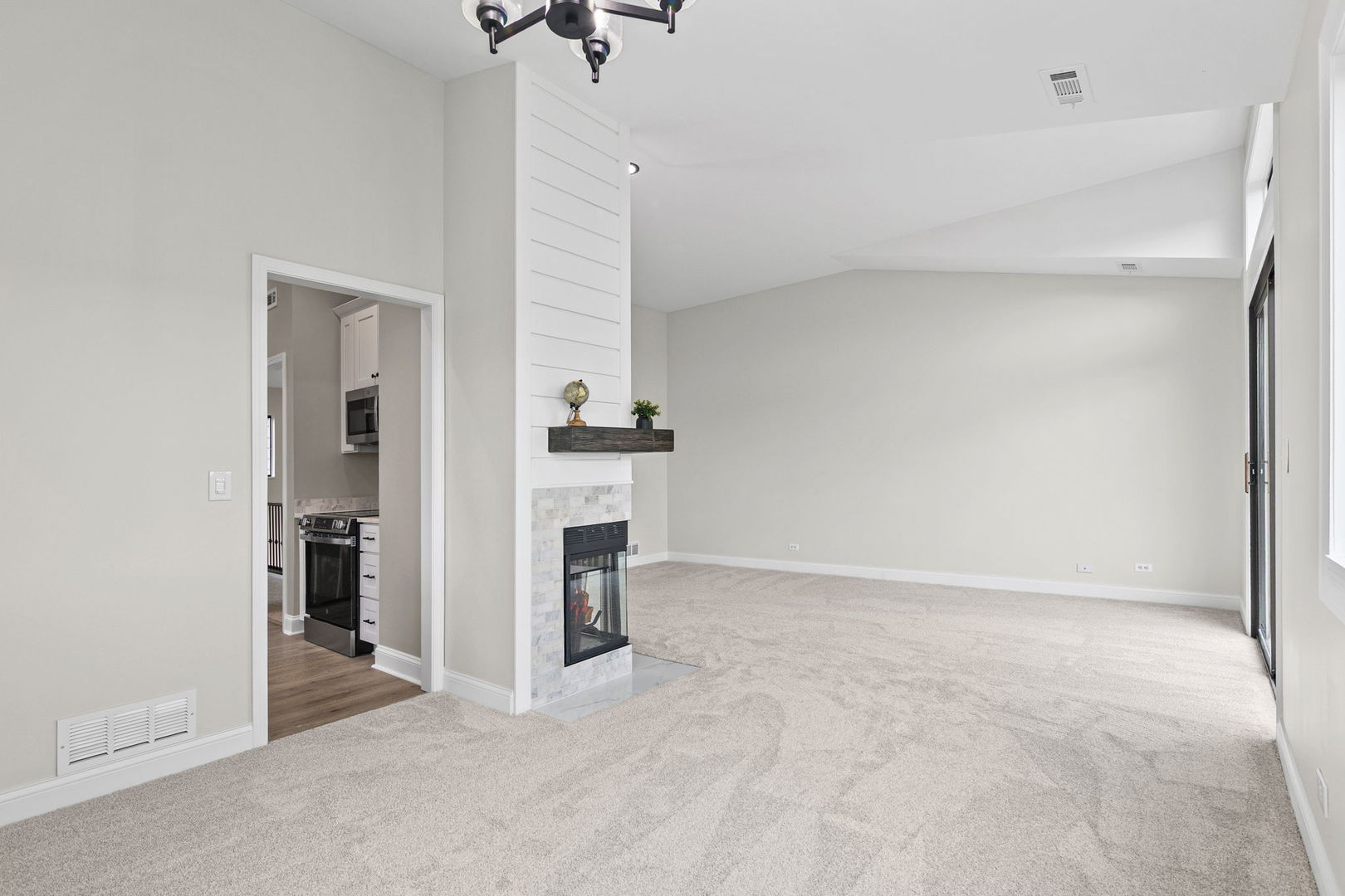 753 Shoreline Road Lake Barrington, IL 60010 - Photo 15 of 21 an empty room with fireplace