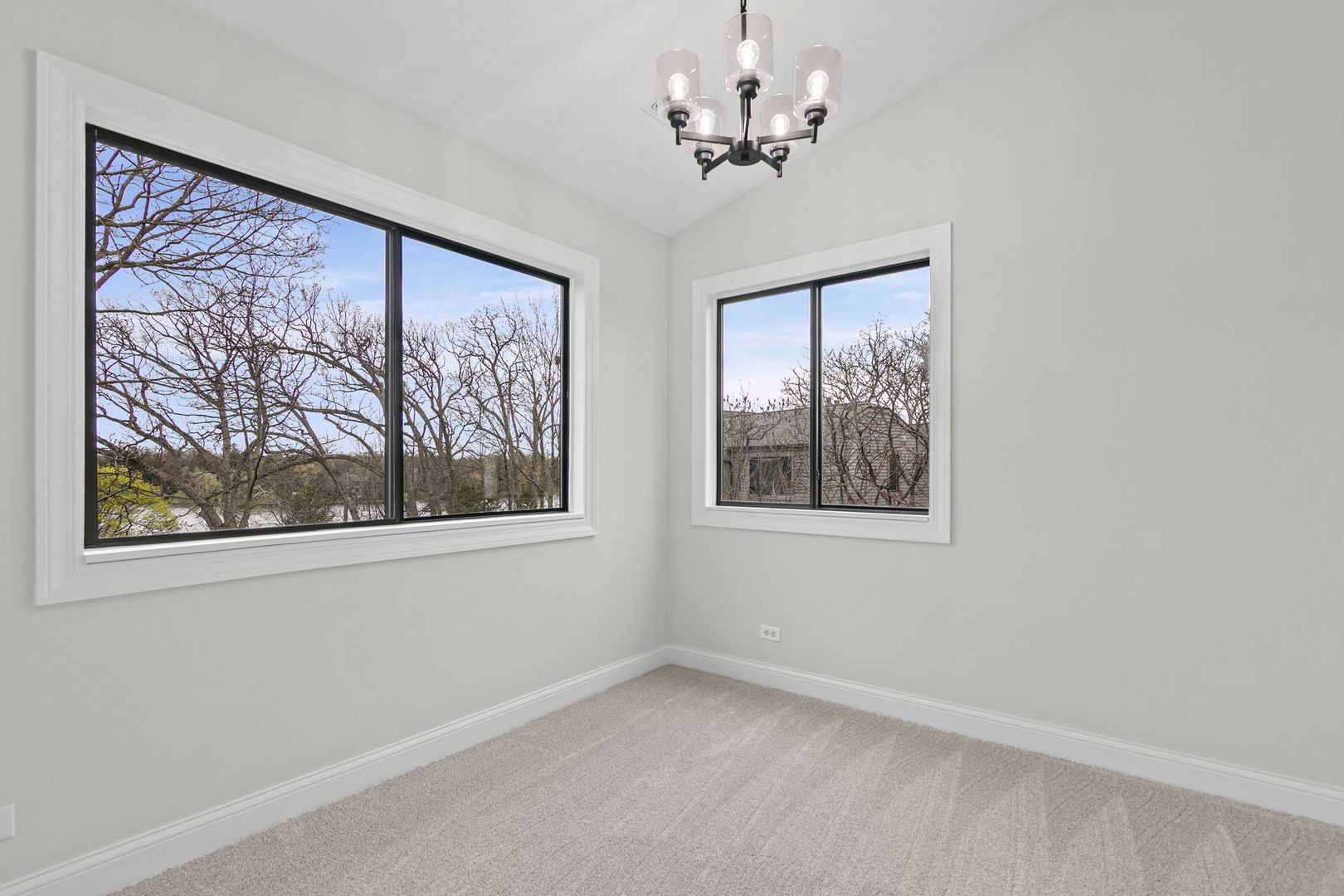 753 Shoreline Road Lake Barrington, IL 60010 - Photo 8 of 19