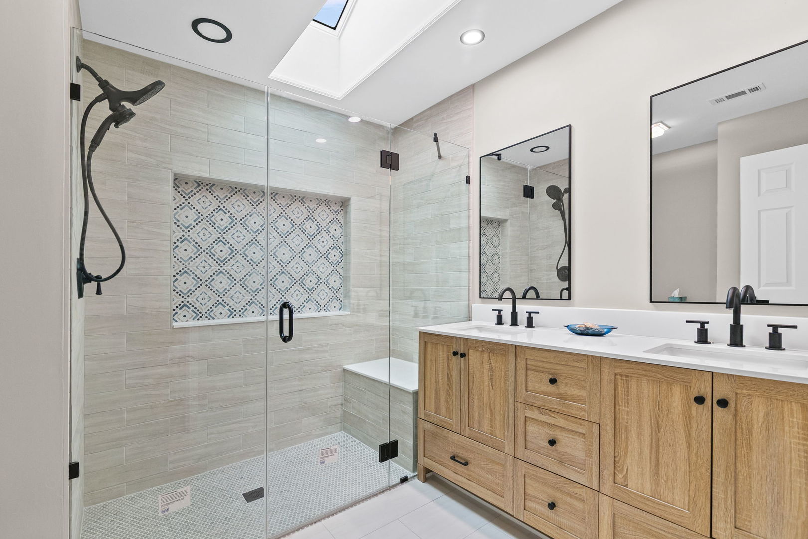 753 Shoreline Road Lake Barrington, IL 60010 - Photo 10 of 19