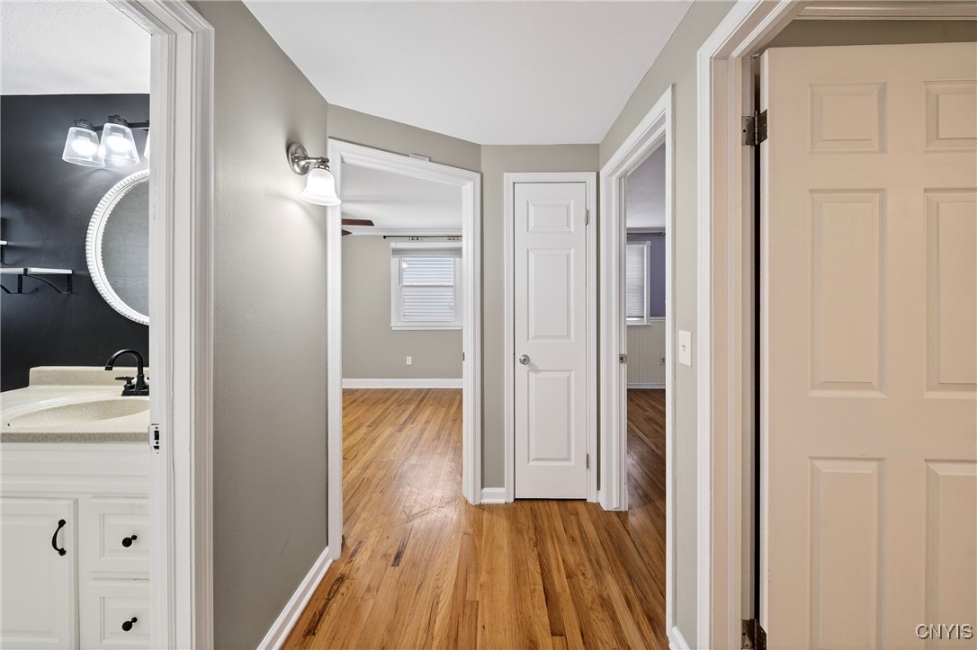 7939 Walnut Place Clay, NY 13090 - Photo 17 of 41