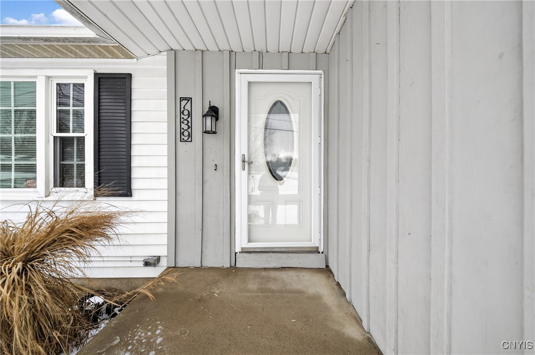 7939 Walnut Place Clay, NY 13090 - Photo 4 of 41