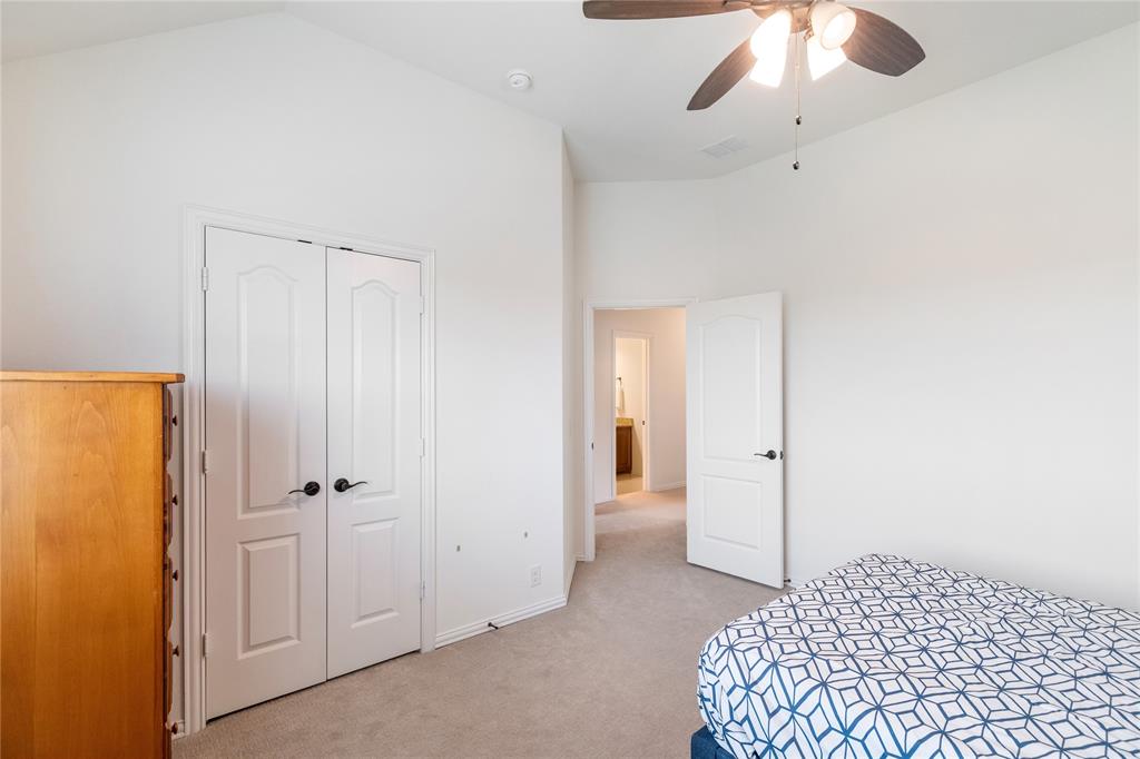 1013 Timber Ridge Drive Justin, TX 76247 - Photo 21 of 40
