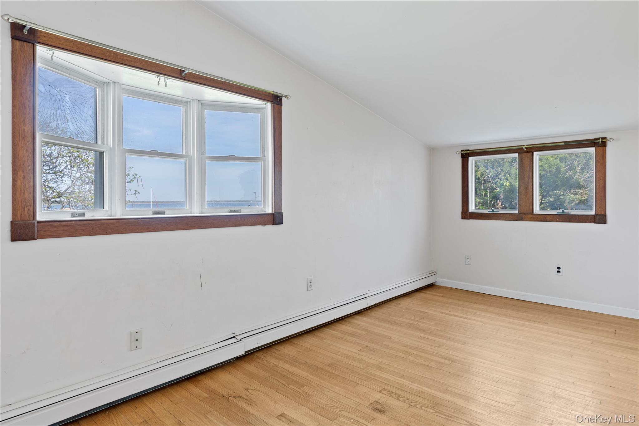 4 Shore Road Bellport, NY 11713 - Photo 18 of 24