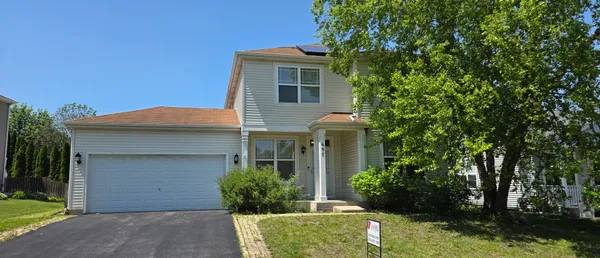 $399,900 | 697 Periwinkle Lane, Aurora, IL 60504
