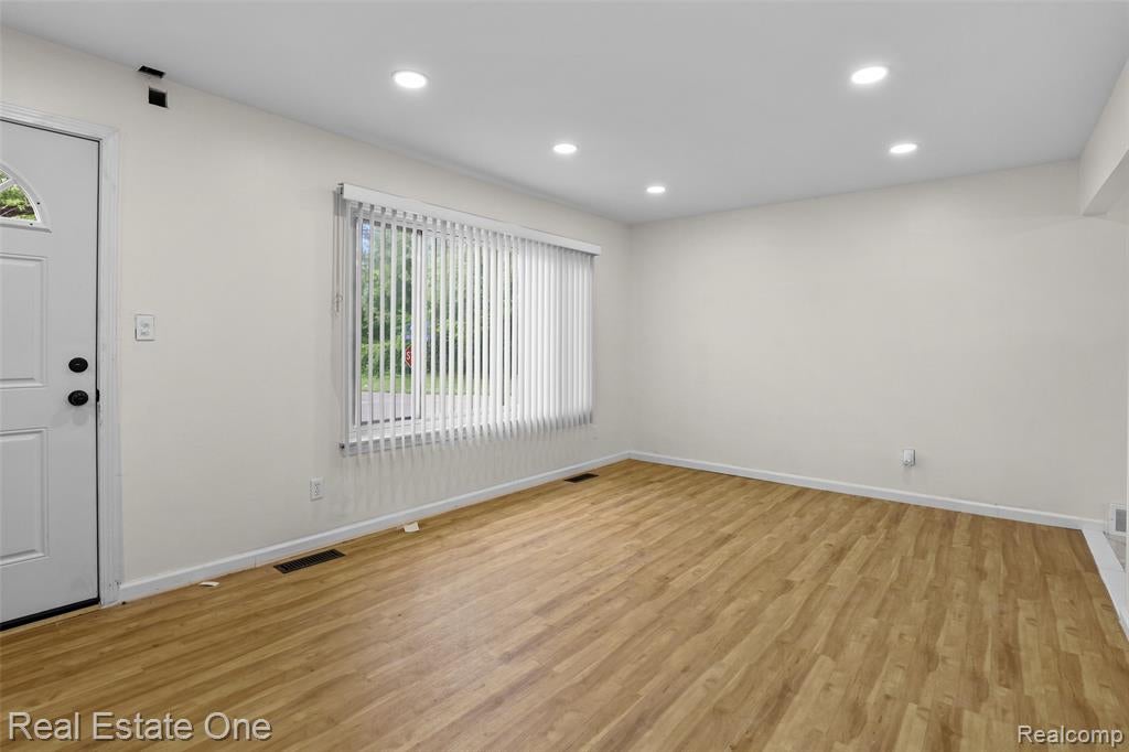 342 Melvin Street River Rouge, MI 48218 - Photo 14 of 30 Gallery Image 14