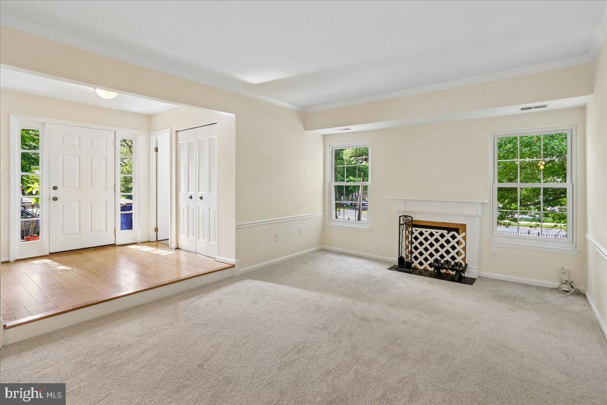 3708 Gawayne Terrace, Unit 37083 Silver Spring, MD 20906 - Photo 10 of 73 Living Room