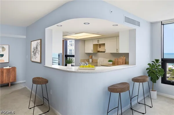 $1,399,900 | 4751 Gulf Shore Boulevard North, Unit 1601, Naples, FL 34103