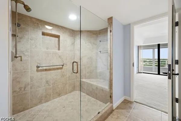 $1,399,900 | 4751 Gulf Shore Boulevard North, Unit 1601, Naples, FL 34103