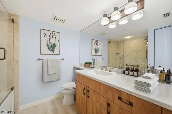 $1,399,900 | 4751 Gulf Shore Boulevard North, Unit 1601, Naples, FL 34103