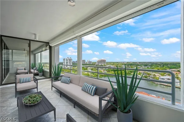 $1,399,900 | 4751 Gulf Shore Boulevard North, Unit 1601, Naples, FL 34103