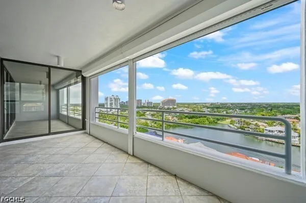 $1,399,900 | 4751 Gulf Shore Boulevard North, Unit 1601, Naples, FL 34103