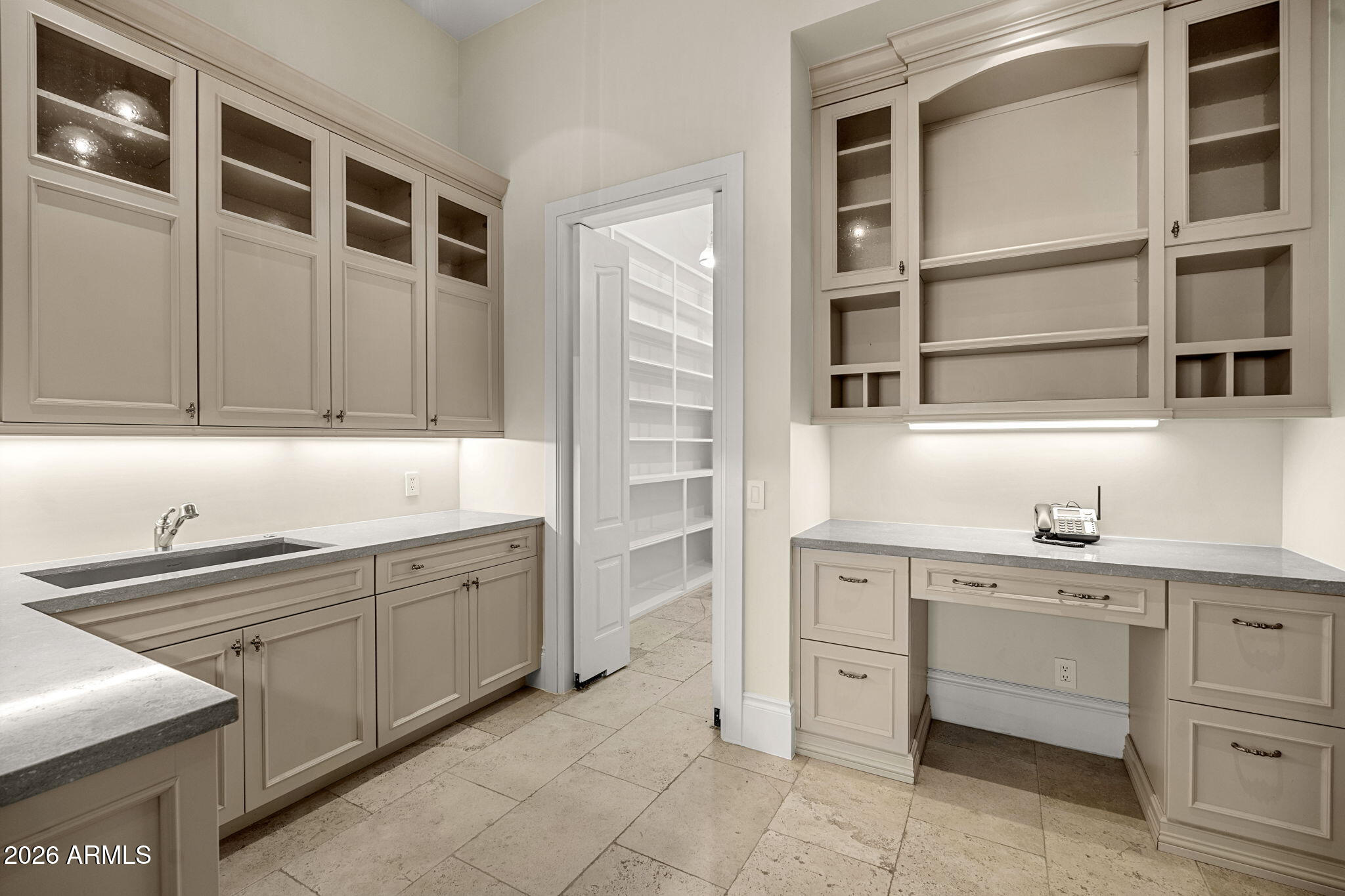 5402 East Exeter Boulevard Phoenix, AZ 85018 - Photo 31 of 110 Exeter Prep Kitchen 3