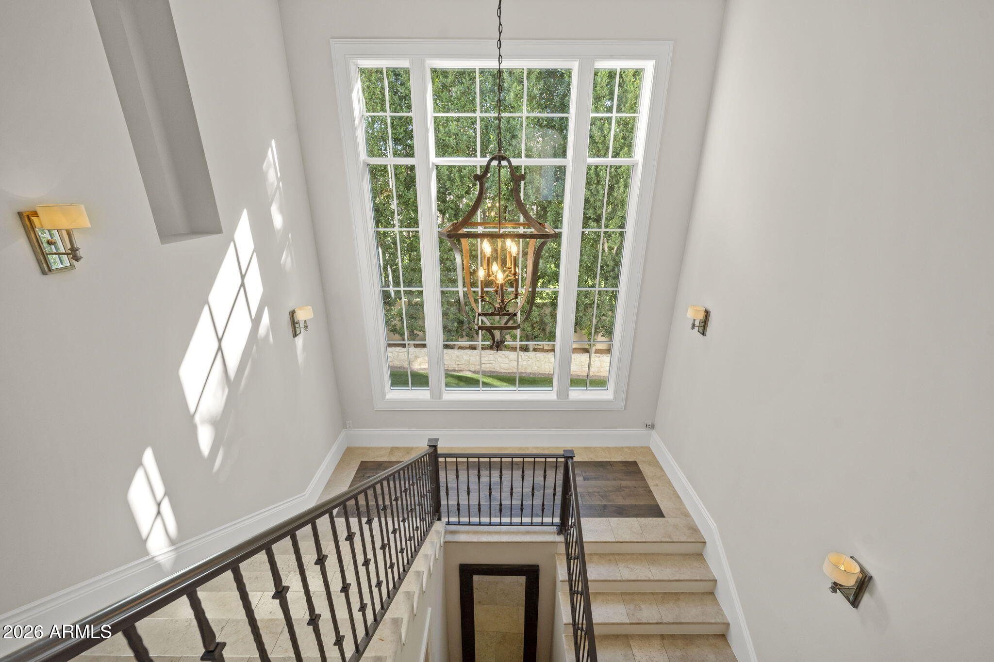 5402 East Exeter Boulevard Phoenix, AZ 85018 - Photo 47 of 110 Exeter 5' Staircase