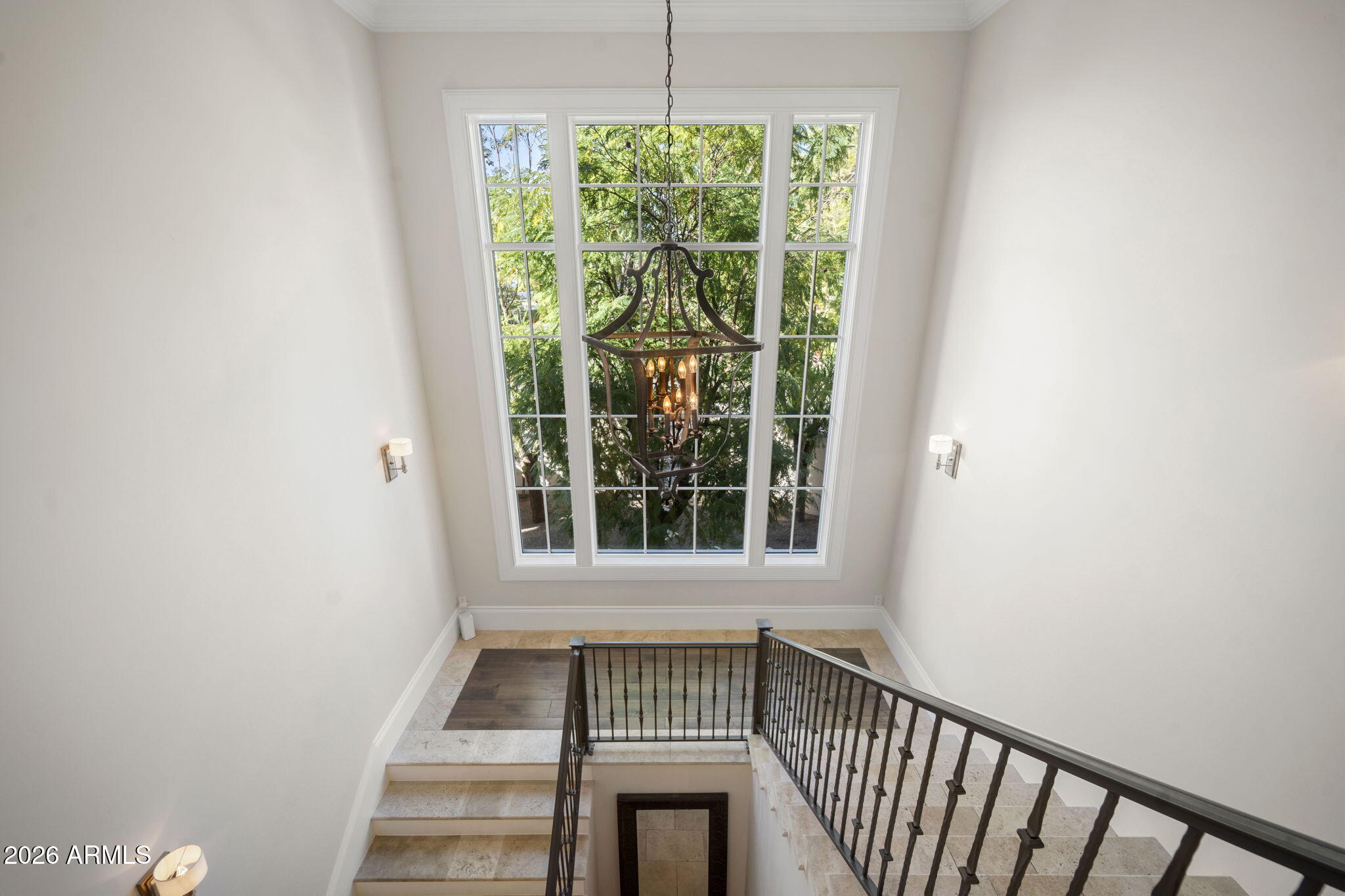 5402 East Exeter Boulevard Phoenix, AZ 85018 - Photo 58 of 110 Exeter 5' Staircase