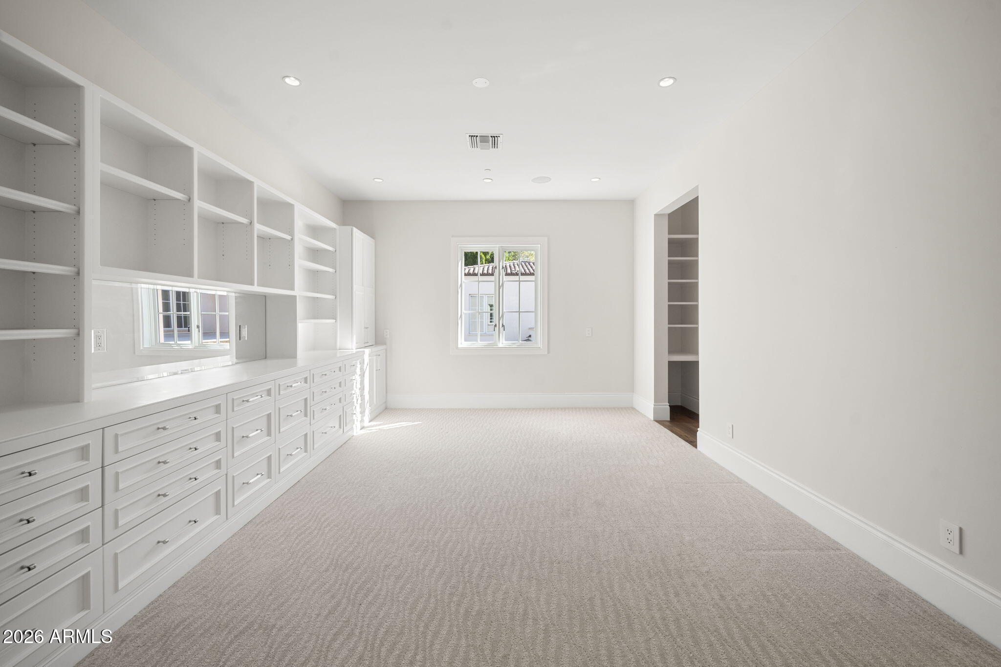 5402 East Exeter Boulevard Phoenix, AZ 85018 - Photo 67 of 110 Exeter Primary Closet