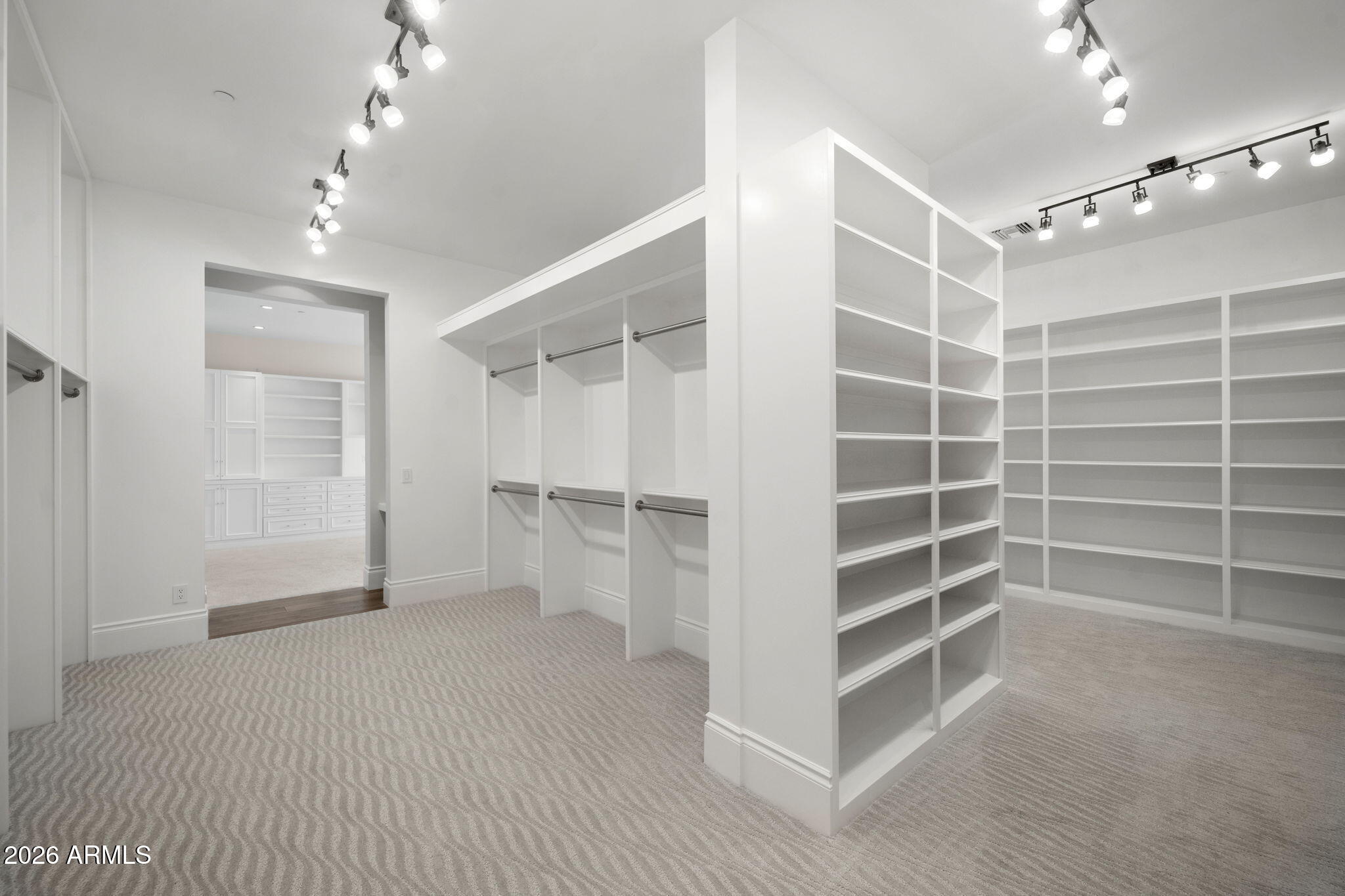 5402 East Exeter Boulevard Phoenix, AZ 85018 - Photo 68 of 110 Exeter Primary Closet