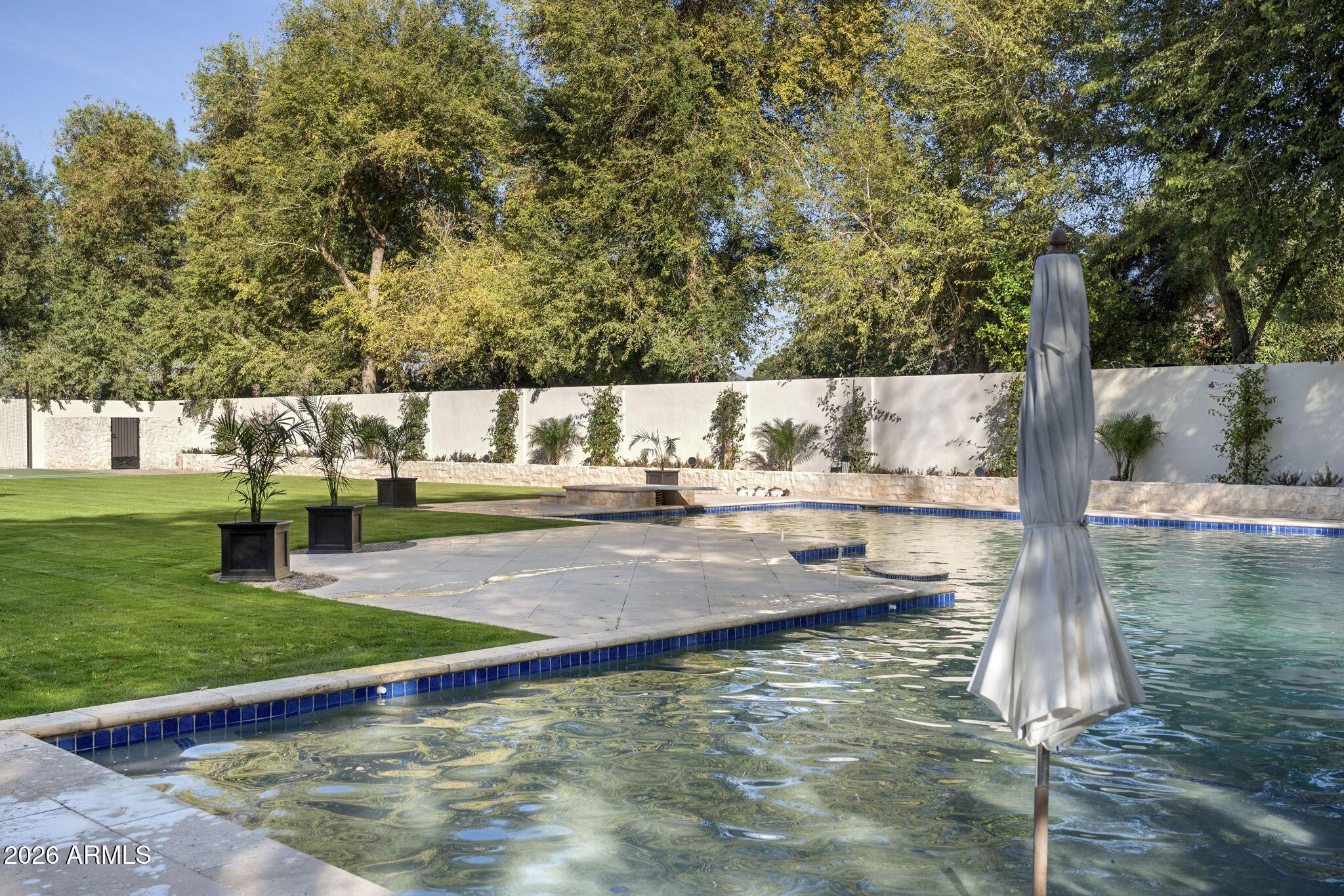 5402 East Exeter Boulevard Phoenix, AZ 85018 - Photo 9 of 110 Exeter Backyard 7