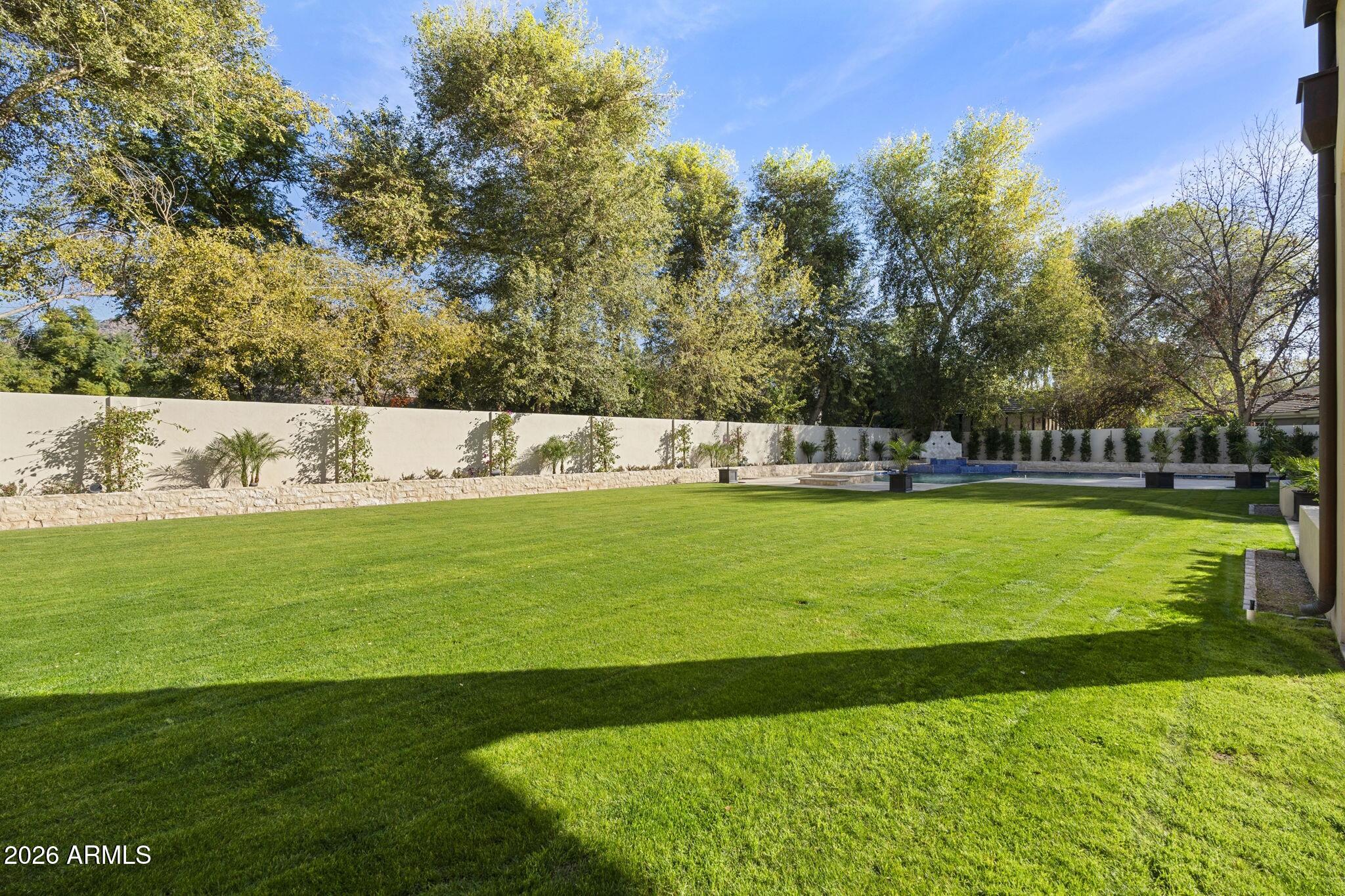 5402 East Exeter Boulevard Phoenix, AZ 85018 - Photo 95 of 110 a view of green field